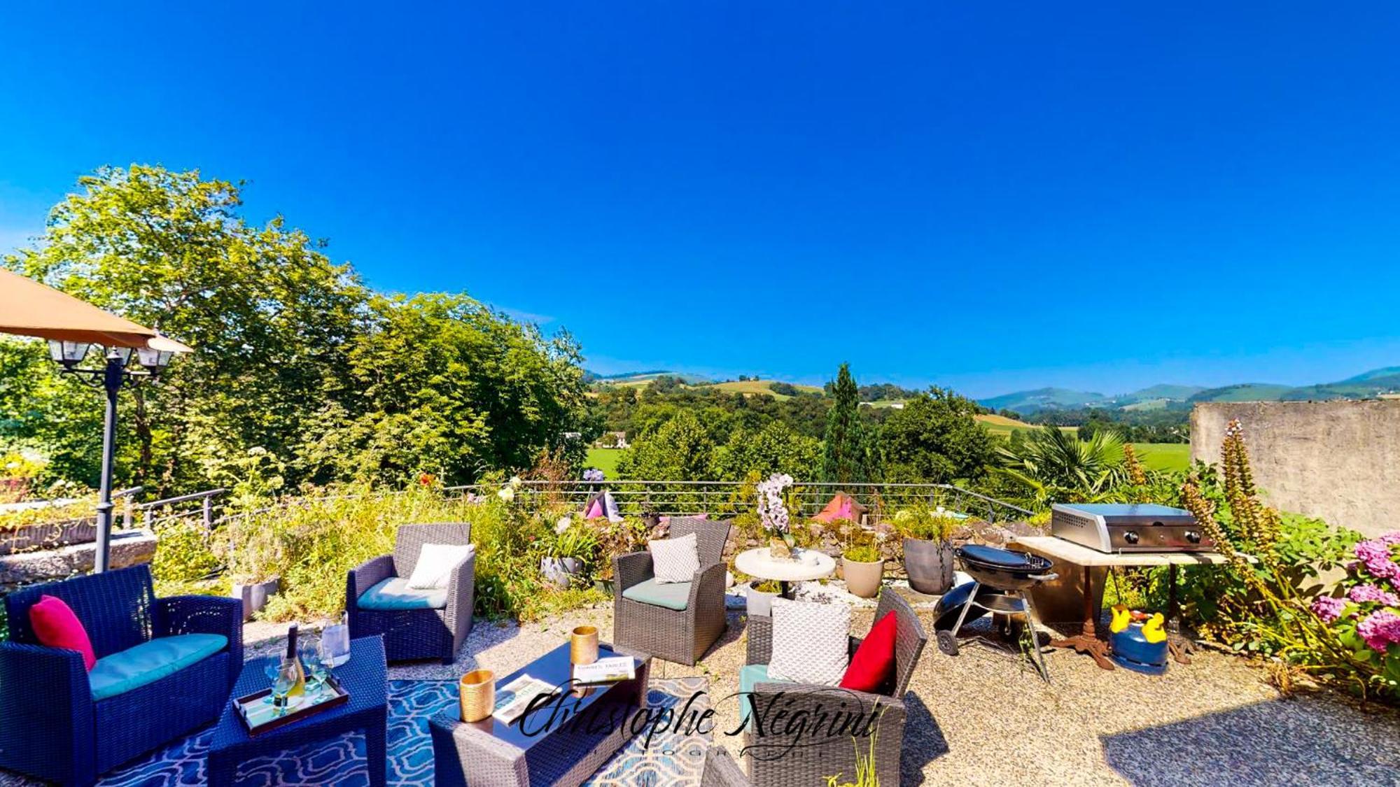 Maison de vacances Pays basque et Béarn - Capacité 14 personnes - Week-end, tourisme, séminaires, stages, réunions Lanne-en-Baretous Exterior foto